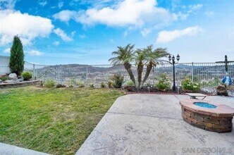 10394 Valley Waters Dr in Spring Valley, CA - Building Photo - Building Photo
