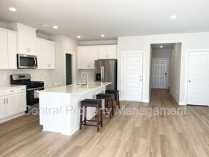 671 Cozy Blf Rd in Spartanburg, SC - Building Photo - Building Photo