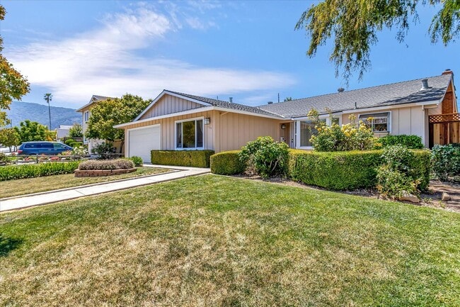 1545 Puerto Vallarta Dr in San Jose, CA - Building Photo - Building Photo