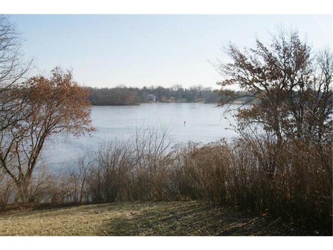 4249 Stinson Blvd NE in Columbia Heights, MN - Building Photo - Building Photo