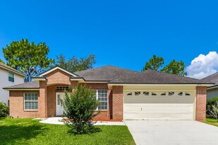 2995 Thorncrest Dr in Orange Park, FL - Building Photo