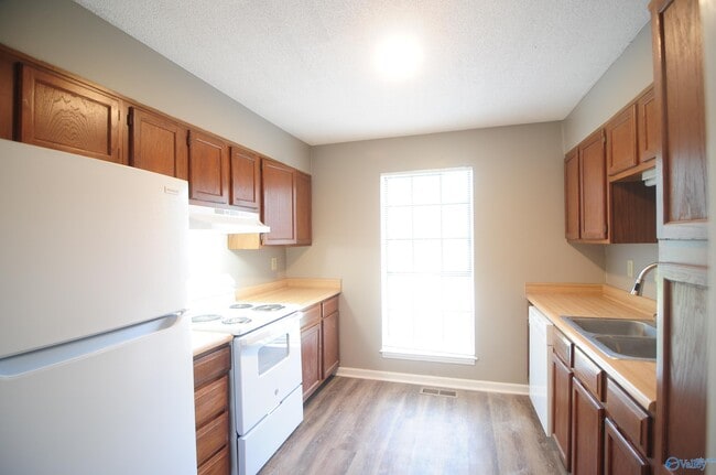 2606 Wynterhall Rd SE in Huntsville, AL - Building Photo - Building Photo