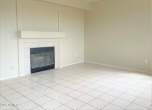 1529 E South Fork Dr in Phoenix, AZ - Building Photo - Building Photo