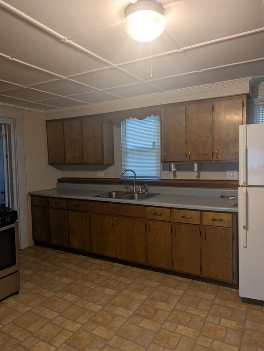 395 Fourth St in Old Town, ME - Building Photo