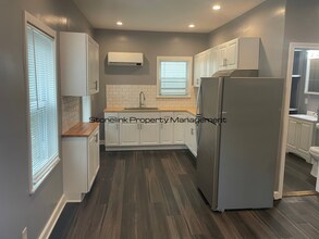 6 Pine St in Taunton, MA - Building Photo - Building Photo