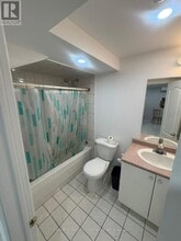 3 Chapparal Dr in Brampton, ON - Building Photo - Building Photo