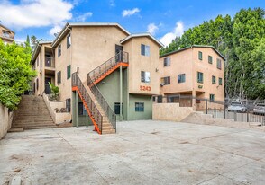 5243 Huntington Dr N, Unit 4 in Los Angeles, CA - Building Photo