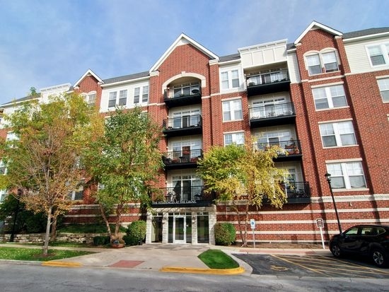 7757 Van Buren St in Forest Park, IL - Building Photo