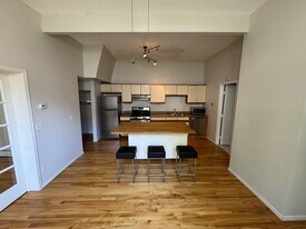 450 Dayton Ave in St. Paul, MN - Building Photo