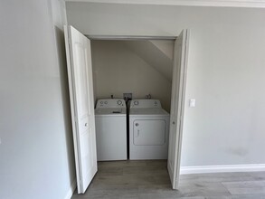 521 S Mathews St in Los Angeles, CA - Building Photo - Building Photo