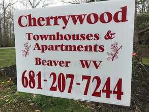 Cherrywood Townhouses & Apartments in Beaver, WV - Building Photo - Building Photo