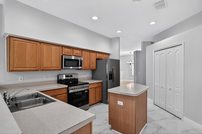 10181 Marsh Pine Cir in Orlando, FL - Building Photo - Building Photo