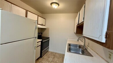 107 Perkins St in Leesburg, FL - Building Photo - Building Photo