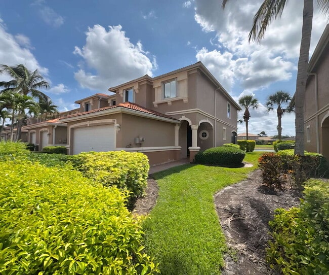 property at 3344 Dandolo Cir