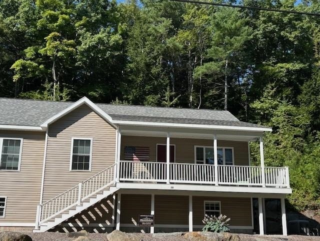 property at 28 Lakewood Manor Rd