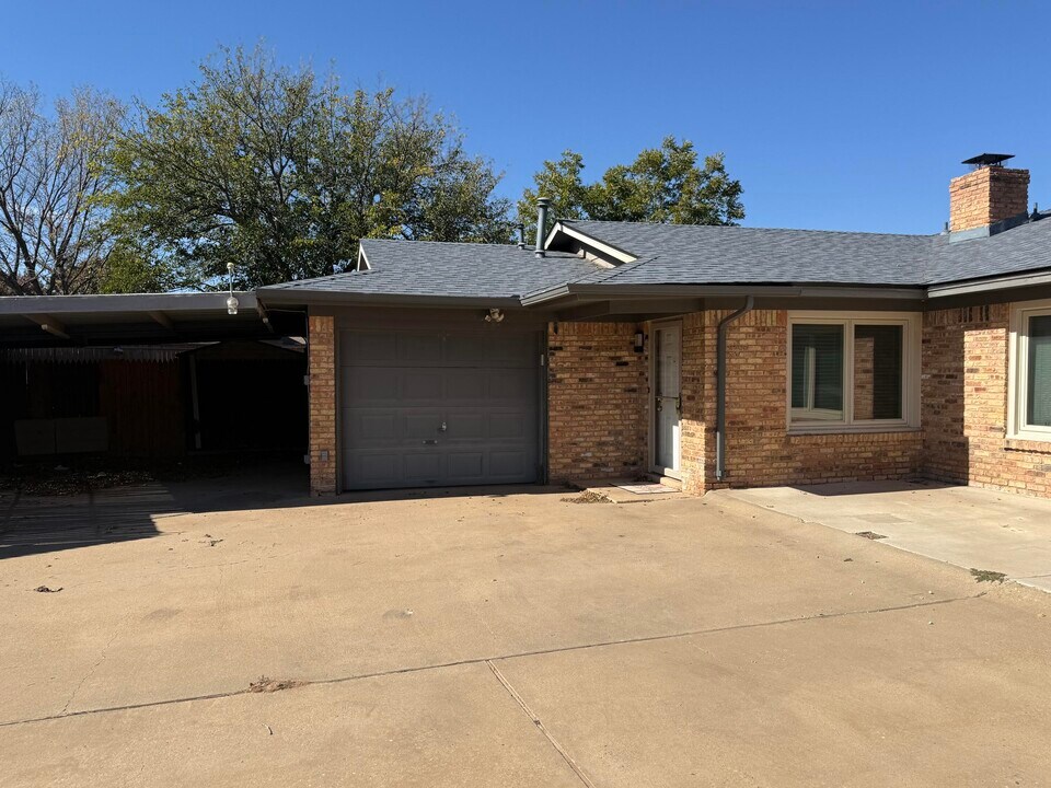 4425 75th Dr in Lubbock, TX - Building Photo