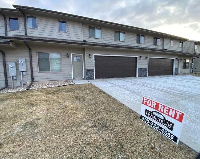 3523 E Siasconset Pl in Sioux Falls, SD - Building Photo - Building Photo