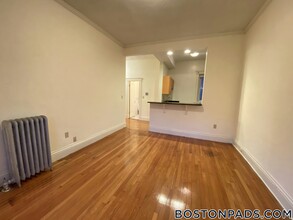 100 Queensberry St in Boston, MA - Building Photo - Building Photo