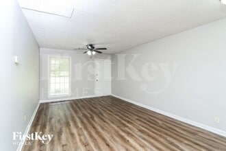 1910 Brownsville Rd in Powder Springs, GA - Building Photo - Building Photo