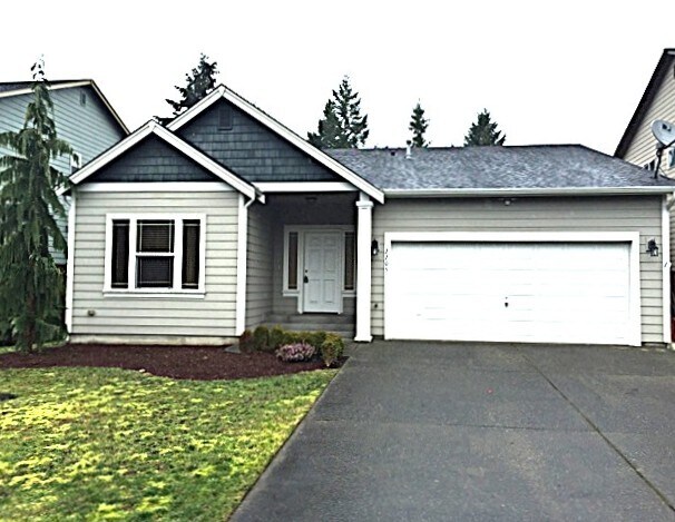 2205 171st St E in Tacoma, WA - Building Photo