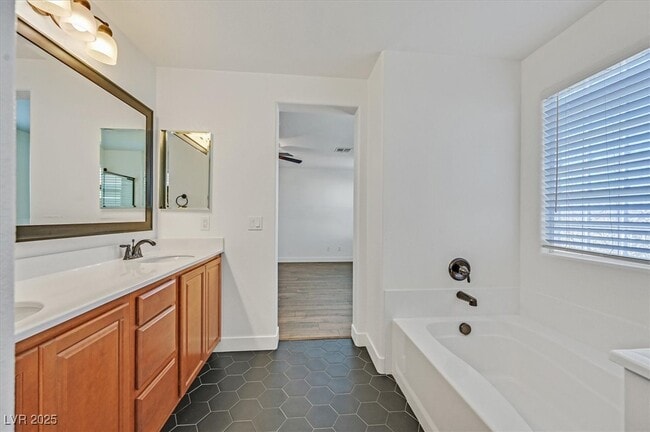 property at 7912 Ivy Run St