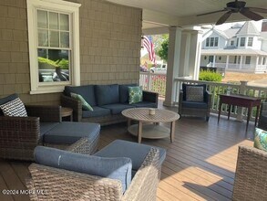 110 St Clair Ave in Spring Lake, NJ - Building Photo - Building Photo