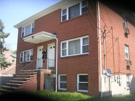 495 Main St, Unit B-L in Fort Lee, NJ - Building Photo