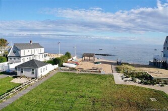 140 Overshore Dr E in Madison, CT - Building Photo - Building Photo