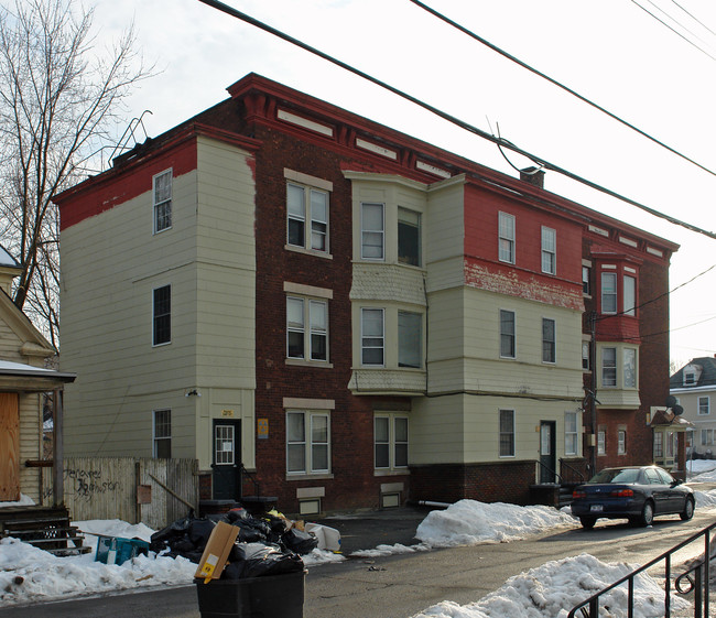 1461 State St in Schenectady, NY - Foto de edificio - Building Photo