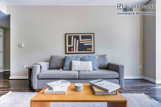 1825 7th St NW in Washington, DC - Building Photo - Building Photo