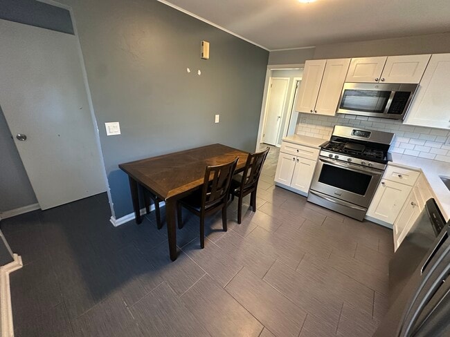 565 Hunter Ave in Scotch Plains, NJ - Building Photo - Building Photo