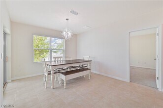 1009 Jacaranda Pkwy E in Cape Coral, FL - Building Photo - Building Photo