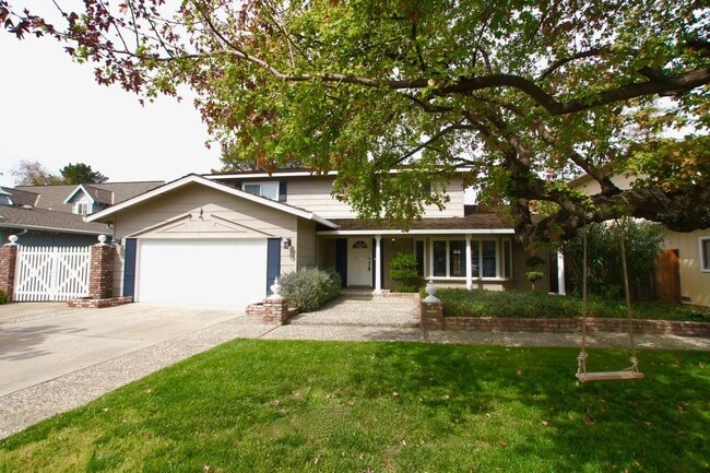 1715 Grizilo Dr in San Jose, CA - Building Photo - Building Photo