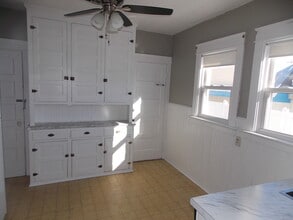 3611 Maple St, Unit 1st floor in Erie, PA - Foto de edificio - Building Photo