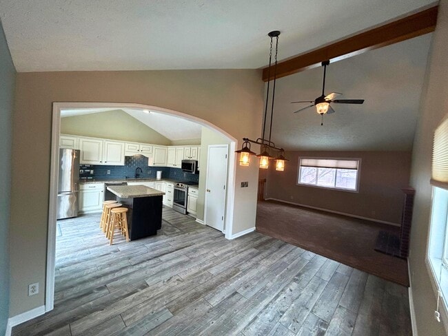 property at 5310 S 78th St