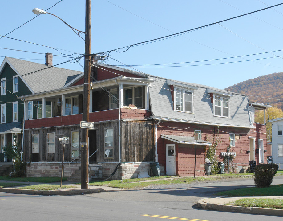 1309-1315 W Southern Ave in Williamsport, PA - Building Photo