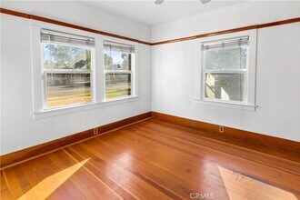 77 E Main St in Merced, CA - Building Photo - Building Photo