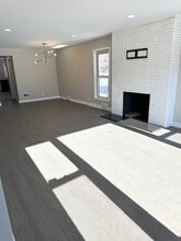 2049 Hagen Ln in Flossmoor, IL - Building Photo - Building Photo