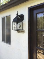 4721 Cartwright Ave, Unit GH in Los Angeles, CA - Building Photo