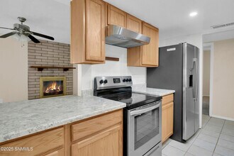 1950 Camelot Dr in Las Cruces, NM - Building Photo - Building Photo