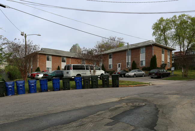 708 Ellington St in Raleigh, NC - Building Photo - Building Photo