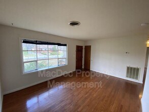 304 Stratford Ave in Fredericksburg, VA - Building Photo - Building Photo