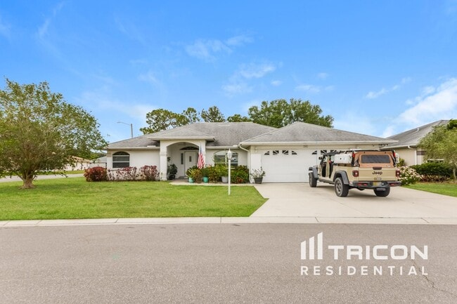 property at 2802 56th Ave Cir E