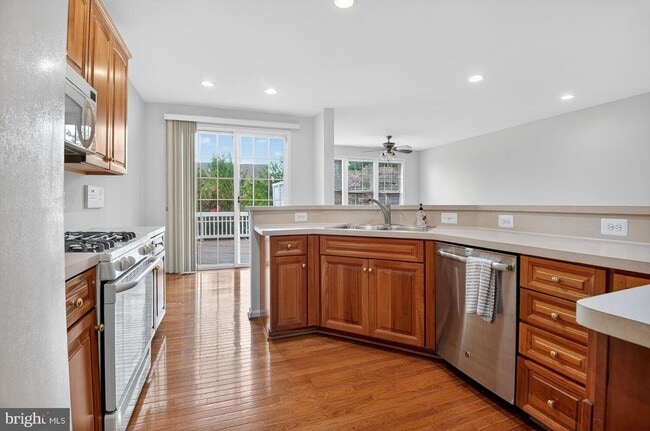 8908 Purple Lilac Cir in Lorton, VA - Building Photo - Building Photo