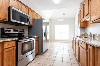 5820 Lillian Bend Dr in Arlington, TN - Building Photo - Building Photo