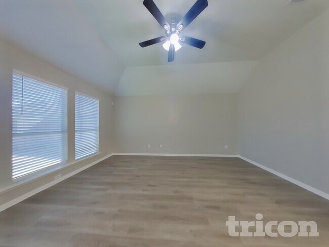 1318 Auburn View Ln in Fresno, TX - Foto de edificio - Building Photo