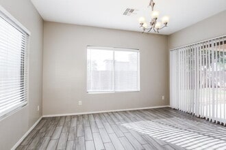 13797 W Redfield Rd in Surprise, AZ - Building Photo - Building Photo