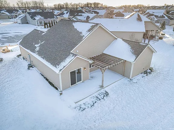 11297 Belleharbour Cove in Fort Wayne, IN - Foto de edificio - Building Photo