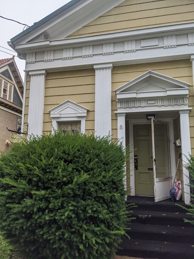 332 N Main St Rentals in Wellsville, NY