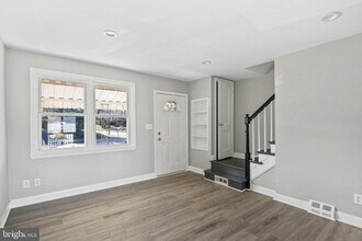 165 Hampshire Rd in Essex, MD - Building Photo - Building Photo